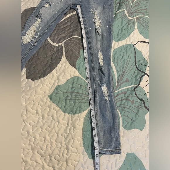 • Vanilla Star Mid Rise Pearl Skinny Jeans New Without Tags - Picture 10 of 13